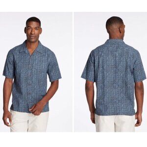 L.L. Bean Men's NWT Blue Geometric Print Short Sleeve Tropics Shirt